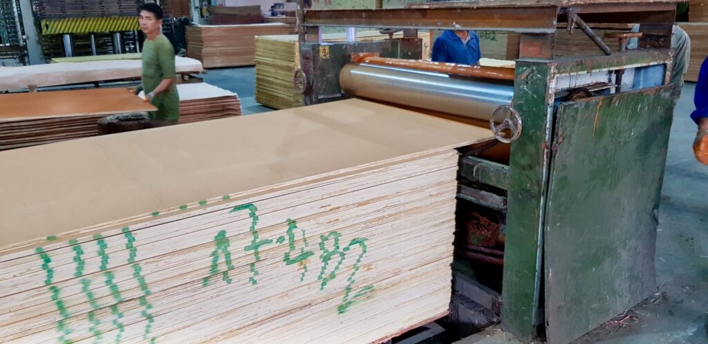 Plywood Production at Norwood